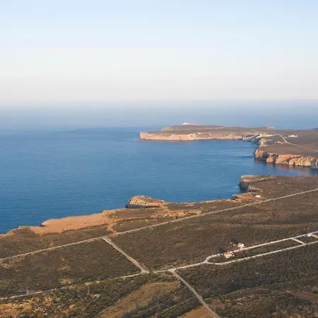 Aldeia Caicara Surf House * Sagres