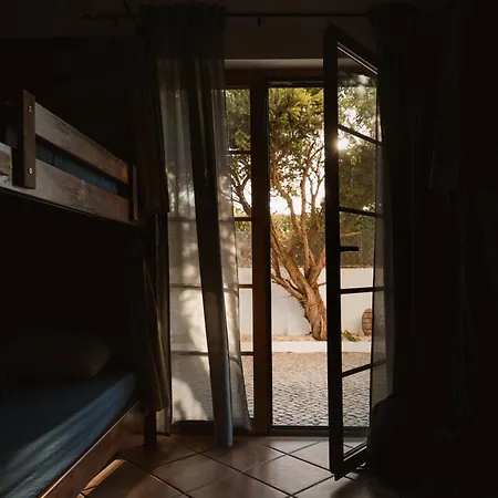 Aldeia Caicara Surf House Sagres