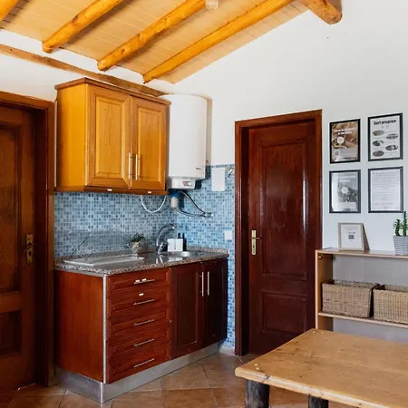 Aldeia Caicara Surf House *