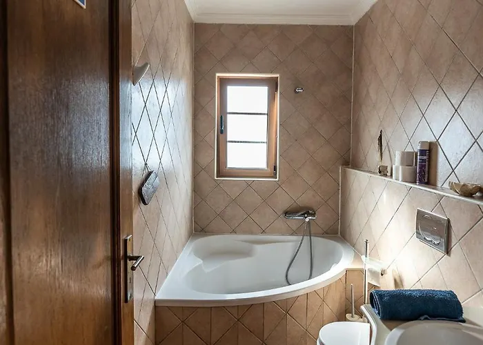 Aldeia Caicara Surf House * Sagres
