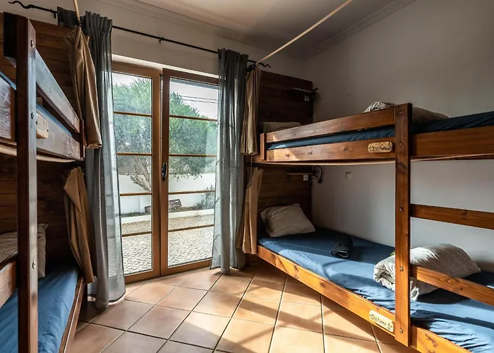 Aldeia Caicara Surf House Hostel *