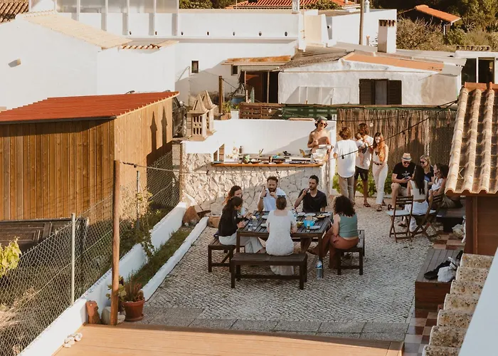 Aldeia Caicara Surf House Sagres